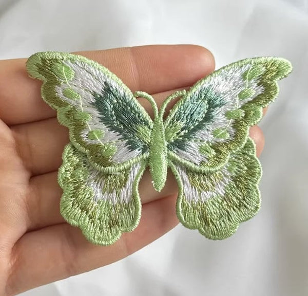 High quality double-layer 3D butterfly green/purple color embroidery fabric patch dress Hanfu decorative patch hand sewing on